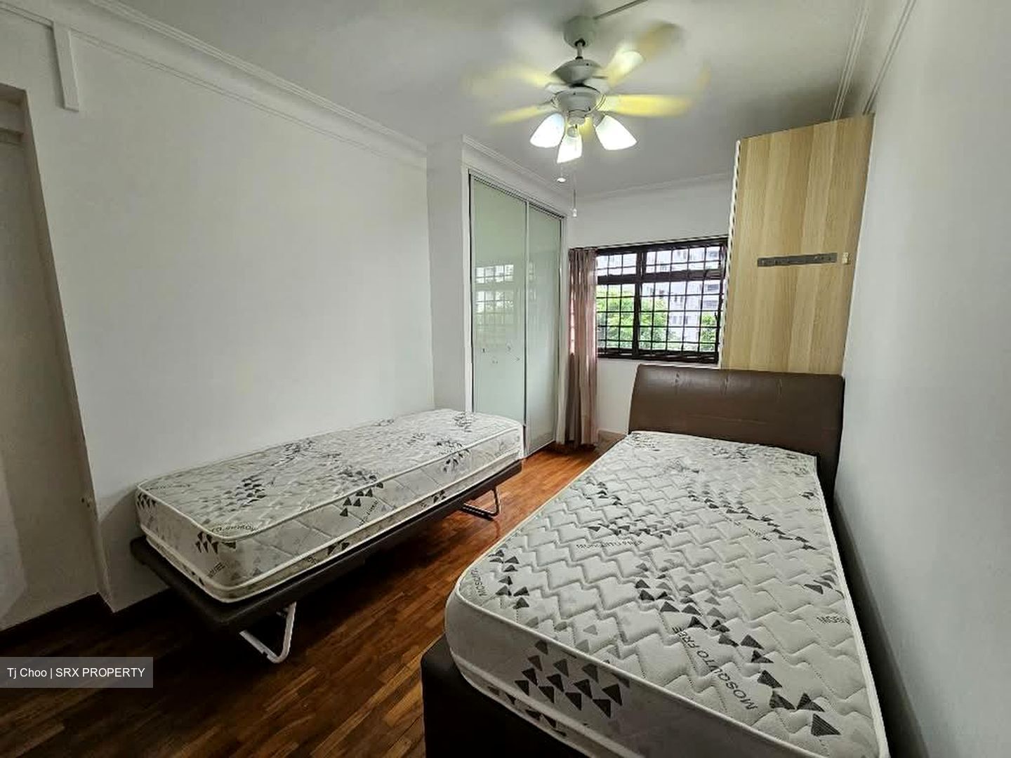 Blk 578 Hougang Avenue 4 (Hougang), HDB Executive #568190641